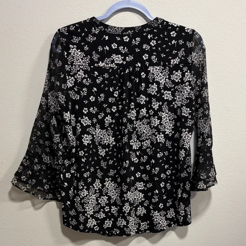 Charter Club Black White Floral Sheer Blouse Petite Small - Picture 4 of 12
